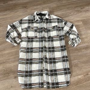 Shacket-plaid black and white size small